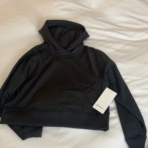 NWT size 8 lululemon cropped hoodie